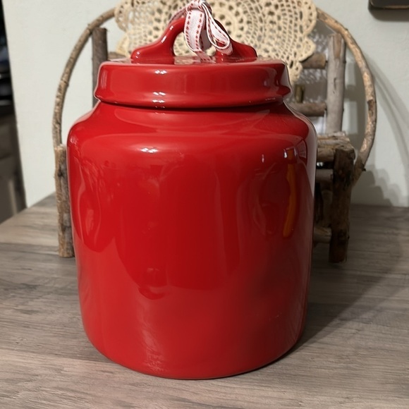 NWT Rae Dunn SANTA BABY LARGE CHUBBY CERAMIC CHRISTMAS CANISTER COOKIE JAR - Picture 3 of 12